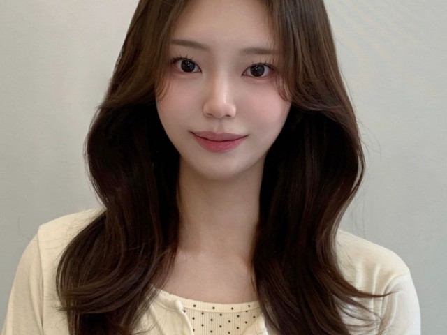 성북구 미용실 살롱드바이퍼스트 은비 손질은 간편하고 분위기는 고급스럽게!…