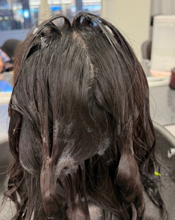 아침 손질시간 10분~ 손질편한 헤어스타일 중단발 레이어드c컬펌 시술중1