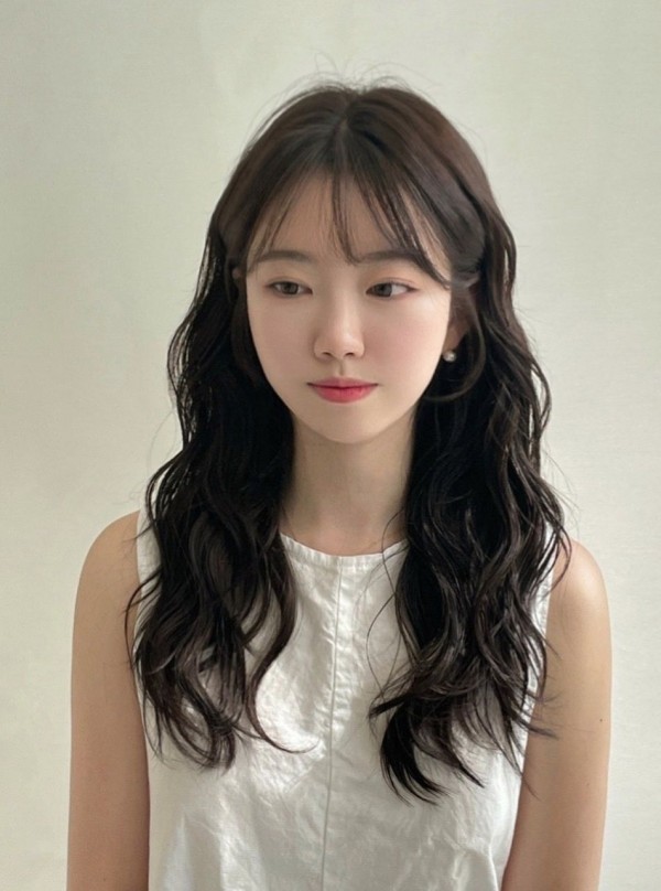 성신여대미용실 둥근 얼굴형을 보완해 주는 레이어드커트와 몽글몽글 젤리펌2