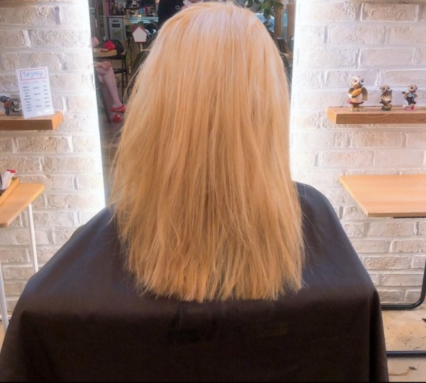 성신여대 미용실 애쉬금발스타일 시술중3